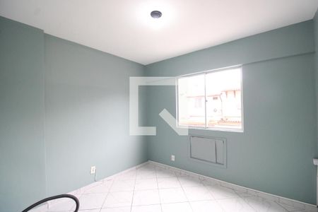 Quarto 1 de apartamento para alugar com 2 quartos, 55m² em Freguesia (jacarepaguá), Rio de Janeiro