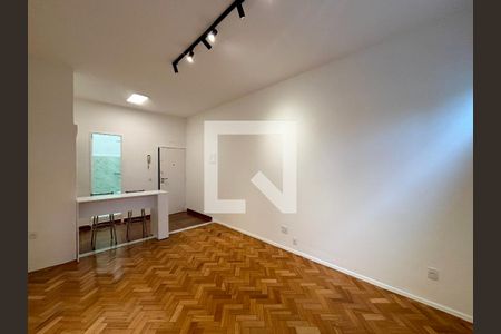 Sala/quarto de apartamento para alugar com 1 quarto, 24m² em Botafogo, Rio de Janeiro