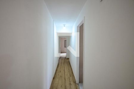 Corredor de apartamento para alugar com 3 quartos, 70m² em Vila Andrade, São Paulo