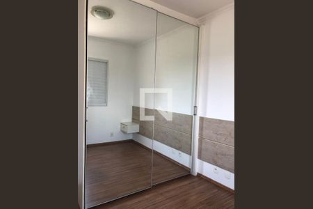 Quarto de apartamento para alugar com 3 quartos, 77m² em Tamboré, Barueri