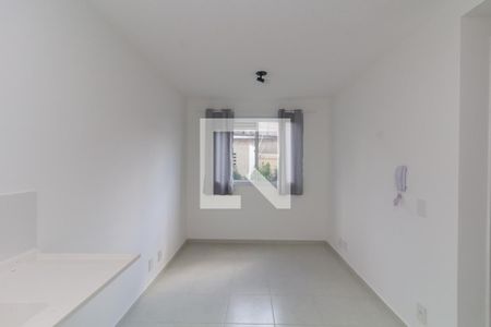 Sala/Cozinha de apartamento para alugar com 2 quartos, 31m² em Jardim Soares, São Paulo