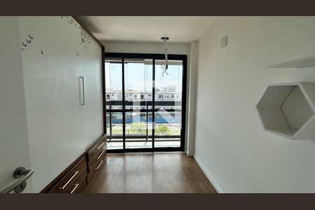 Quarto 1 de apartamento para alugar com 2 quartos, 77m² em Recreio dos Bandeirantes, Rio de Janeiro