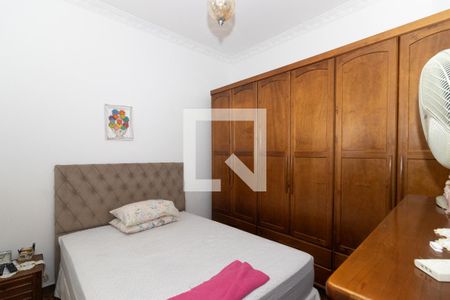 Quarto 2 de casa para alugar com 3 quartos, 150m² em Vila Valqueire, Rio de Janeiro