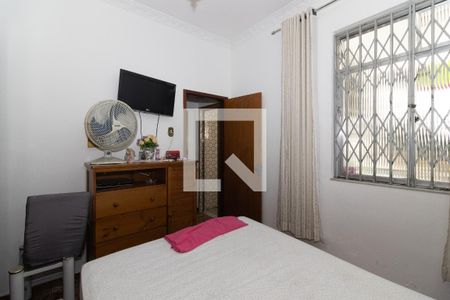 Quarto 2 de casa para alugar com 3 quartos, 150m² em Vila Valqueire, Rio de Janeiro