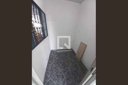 Quarto de casa para alugar com 4 quartos, 240m² em Jardim Rosa de Franca, Guarulhos