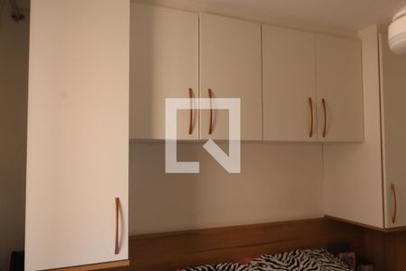 Quarto 1 de apartamento à venda com 2 quartos, 49m² em Vila Antonieta, São Paulo