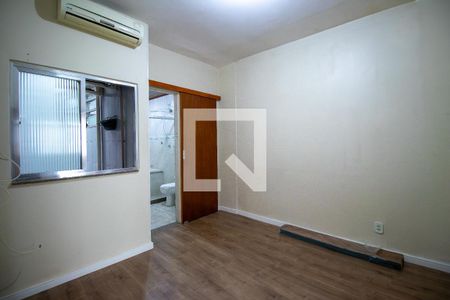 Suíte de casa de condomínio à venda com 2 quartos, 113m² em Vista Alegre, Rio de Janeiro