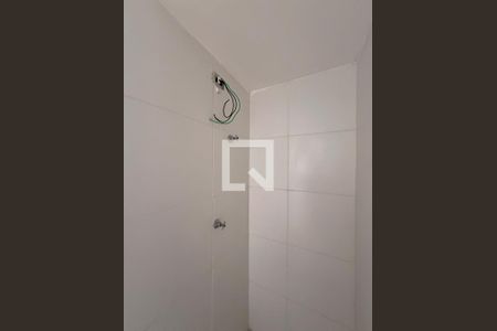 Banheiro de apartamento à venda com 2 quartos, 28m² em Vila das Belezas, São Paulo