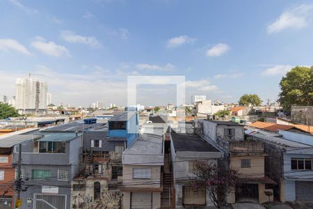 Vista Área de Serviço e Varanda de apartamento para alugar com 2 quartos, 37m² em Vila Ré, São Paulo