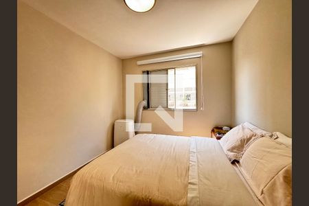 Quarto 1 de apartamento para alugar com 2 quartos, 70m² em Vila Olímpia, São Paulo