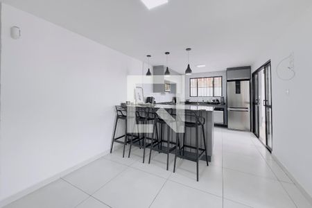 Casa para alugar com 4 quartos, 140m² em Jardim Satélite, São José dos Campos