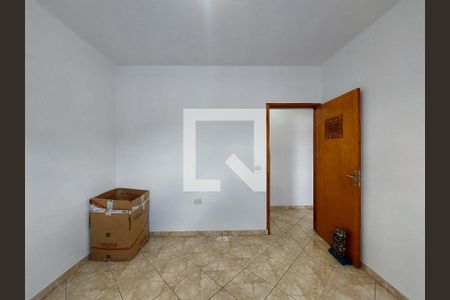 Quarto 1 de casa para alugar com 2 quartos, 80m² em Jardim Domitila, São Paulo
