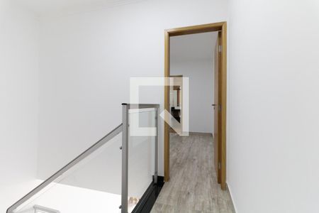 Corredor de casa à venda com 2 quartos, 84m² em Vila Santo Estefano, São Paulo