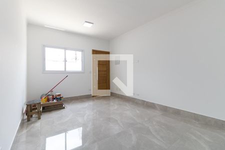 Sala de casa à venda com 2 quartos, 84m² em Vila Santo Estefano, São Paulo