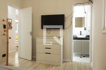 Suíte de apartamento para alugar com 2 quartos, 72m² em Aparecida, Santos