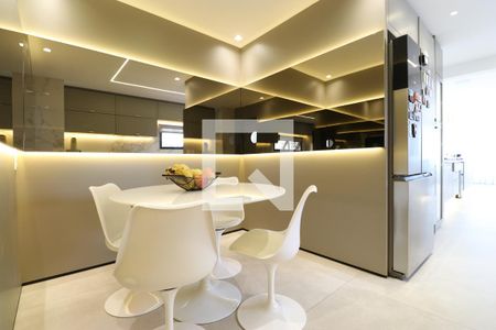 Cozinha de apartamento à venda com 4 quartos, 230m² em Alto da Lapa, São Paulo