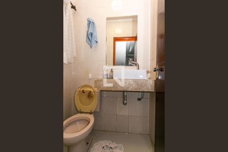 Lavabo da Sala de casa à venda com 3 quartos, 138m² em Vila Invernada, São Paulo