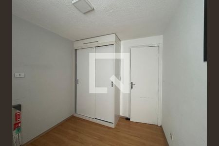 Quarto 1 de apartamento para alugar com 2 quartos, 50m² em Vila Zat, São Paulo