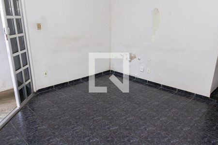 Sala de casa para alugar com 2 quartos, 100m² em Campo Grande, Rio de Janeiro