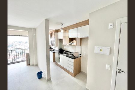 Sala/Cozinha de apartamento para alugar com 3 quartos, 56m² em Vila Hebe, São Paulo