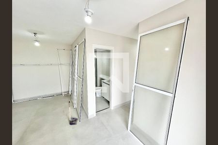 Sala/Cozinha de apartamento para alugar com 3 quartos, 56m² em Vila Hebe, São Paulo