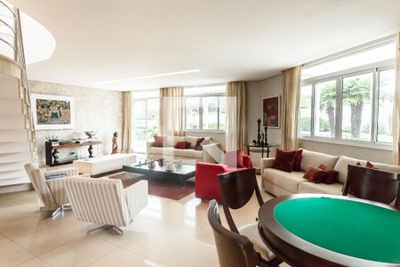 sala de casa de condomínio para alugar com 5 quartos, 2300m² em Alphaville - Lagoa dos Ingleses, Nova Lima