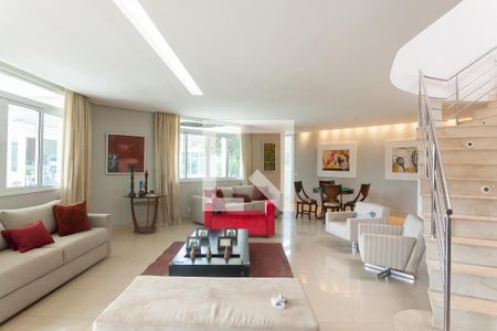 sala de casa de condomínio para alugar com 5 quartos, 2300m² em Alphaville - Lagoa dos Ingleses, Nova Lima