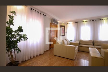 Casa à venda com 3 quartos, 300m² em Jardim Vila Formosa, São Paulo