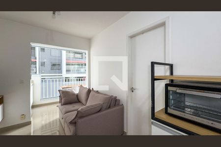 sala e cozinha de apartamento para alugar com 1 quarto, 32m² em Santo Amaro, São Paulo