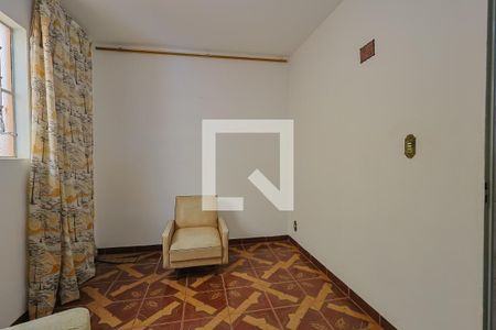 Casa à venda com 4 quartos, 737m² em Horto Florestal, Belo Horizonte