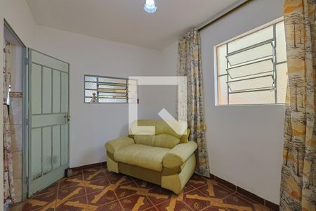 Casa à venda com 4 quartos, 737m² em Horto Florestal, Belo Horizonte