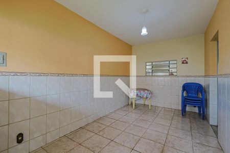 Casa à venda com 4 quartos, 737m² em Horto Florestal, Belo Horizonte