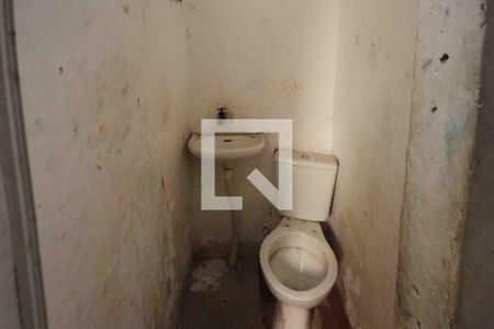 Banheiro de casa para alugar com 1 quarto, 50m² em Jardim Egle, São Paulo