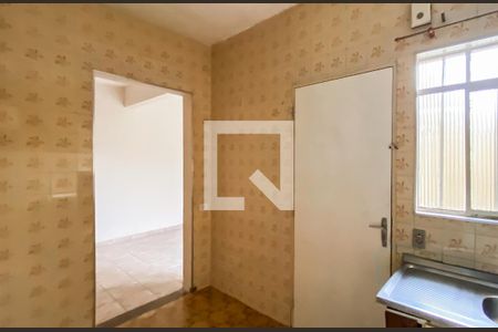 Cozinha de casa para alugar com 1 quarto, 140m² em Vila Sao Geraldo, São Paulo