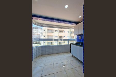 Sacada  de apartamento para alugar com 3 quartos, 90m² em Aviação, Praia Grande