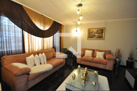 Sala de casa à venda com 4 quartos, 234m² em Vila Constança, São Paulo