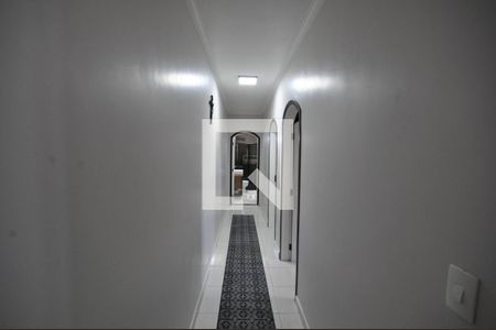 Corredor de casa à venda com 4 quartos, 234m² em Vila Constança, São Paulo