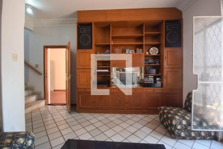 Sala de casa à venda com 6 quartos, 275m² em Tijuca, Rio de Janeiro