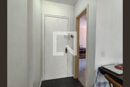 Entrada de apartamento para alugar com 2 quartos, 68m² em Estácio, Rio de Janeiro