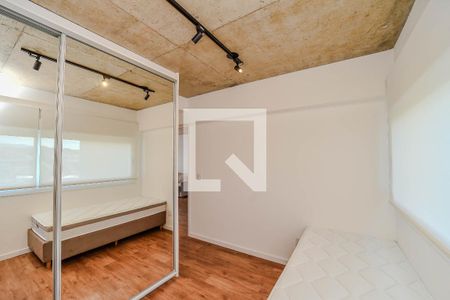 Suíte 1 de apartamento para alugar com 2 quartos, 80m² em Vila Ipiranga, Porto Alegre