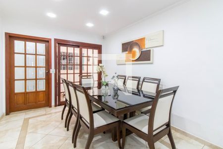 Sala de casa à venda com 3 quartos, 218m² em Jardim Santa Francisca, Guarulhos
