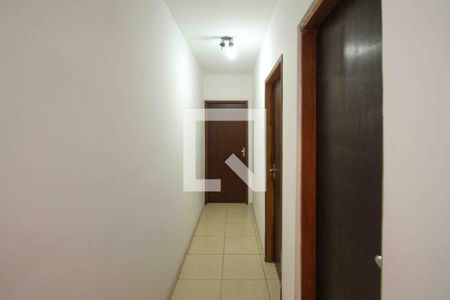 Corredor de casa para alugar com 3 quartos, 400m² em Jardim Imperador (zona Leste), São Paulo