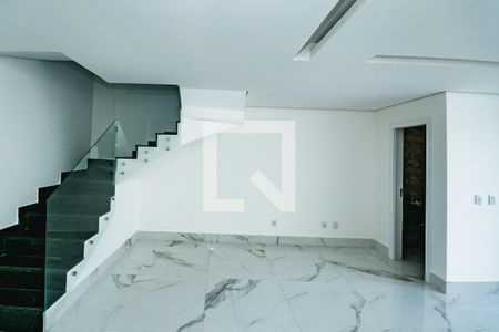 Casa à venda com 3 quartos, 110m² em Santa Monica, Belo Horizonte
