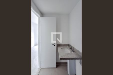 Banheiro de kitnet/studio à venda com 1 quarto, 24m² em Ipiranga, São Paulo