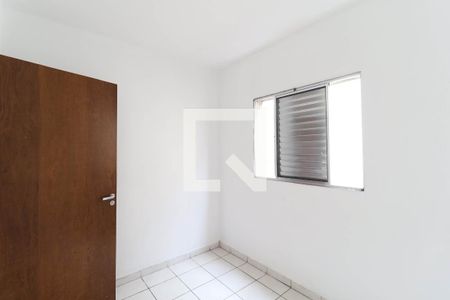 Quarto 2 de casa para alugar com 3 quartos, 74m² em Jardim Peri, São Paulo