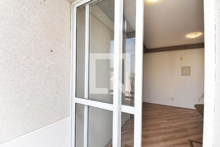 varanda Sala de kitnet/studio para alugar com 1 quarto, 32m² em Jardim Paulista, São Paulo