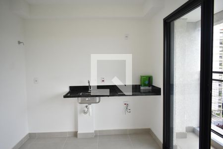 Sala/Cozinha de apartamento para alugar com 1 quarto, 30m² em Mirandópolis, São Paulo