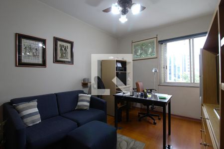 Quarto 2 de apartamento à venda com 3 quartos, 140m² em Itaim Bibi, São Paulo