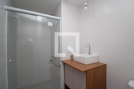Banheiro de kitnet/studio à venda com 1 quarto, 27m² em Vila Primavera, São Paulo