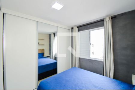 Quarto 2 de apartamento para alugar com 2 quartos, 56m² em Jardim Odete, Guarulhos